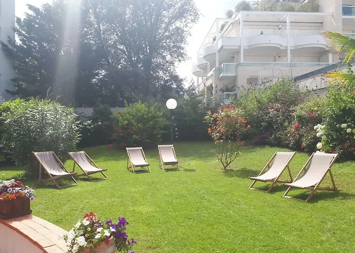 Vvf Апартаменты *